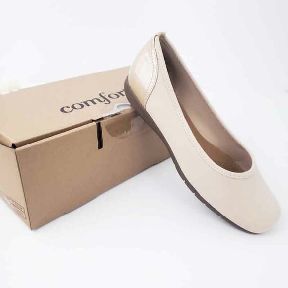 NEW Comfortview Lyra Flat 8.5M, Taupe Beige Slip on Comfort Shoe Career, Work - Picture 1 of 5